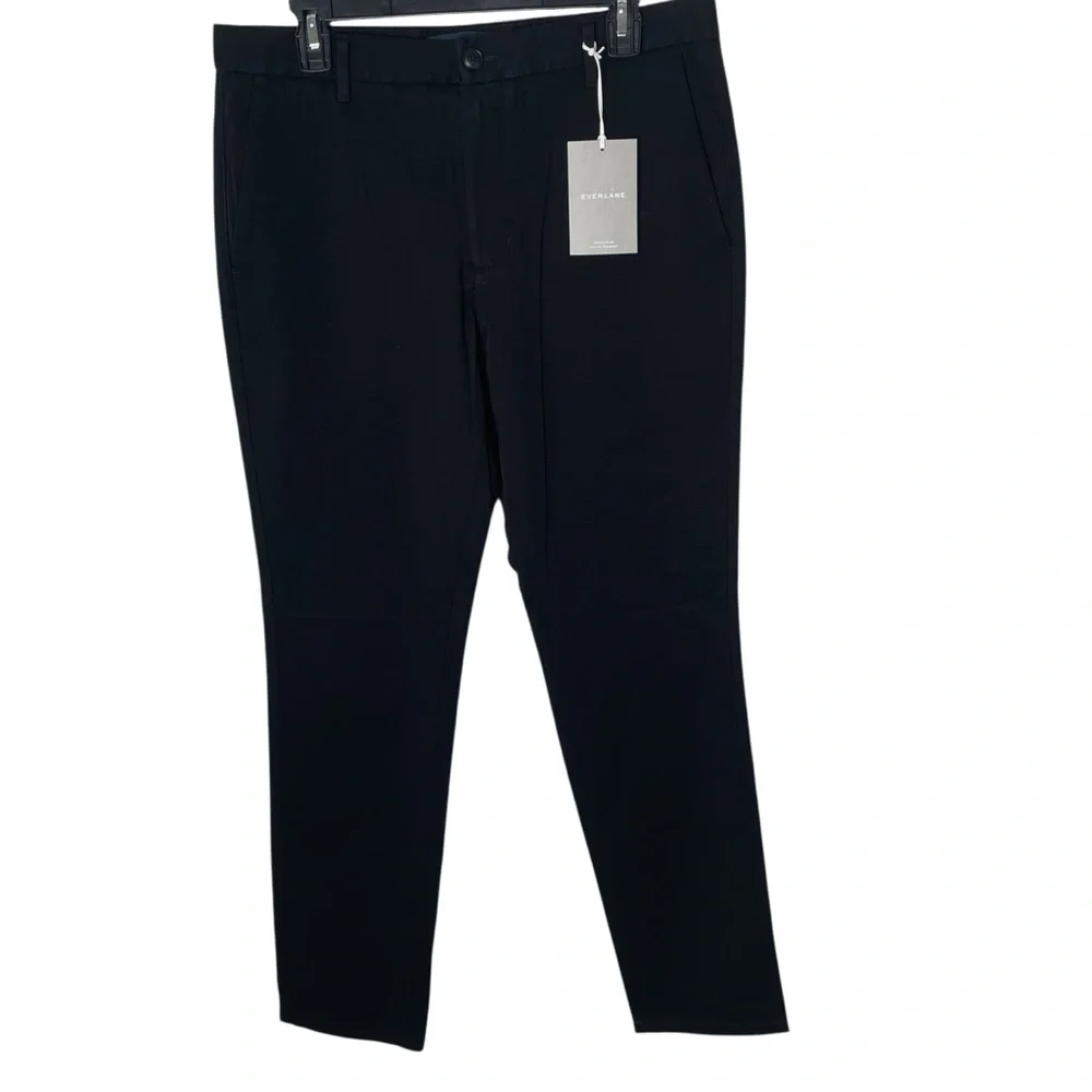 NEW WITH TAGS Everlane Black The Performance Chino Uniform Slim Fit Size 33 x 32